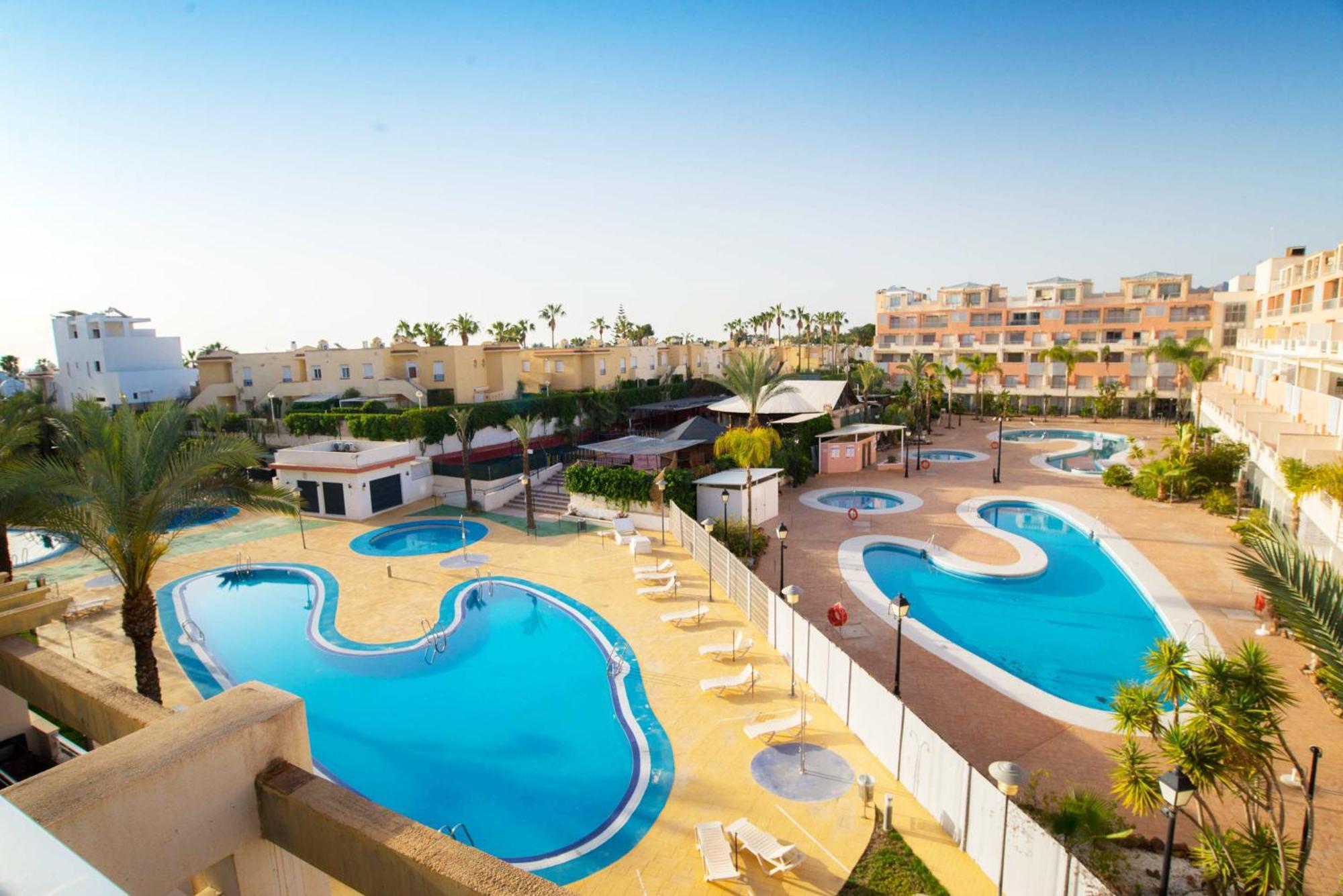 Vera Almeria - Mar Y Piscinas Екстер'єр фото